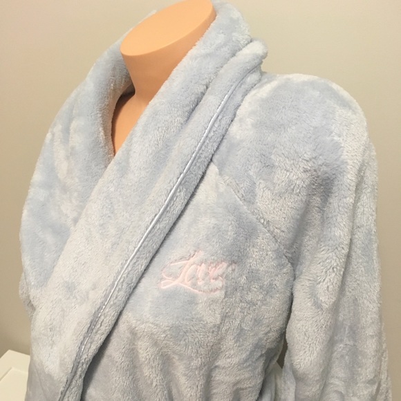 🚨LAST ONE!🚨🆕VS - GREY COZY SHORT ROBE - M/L - Picture 5 of 8